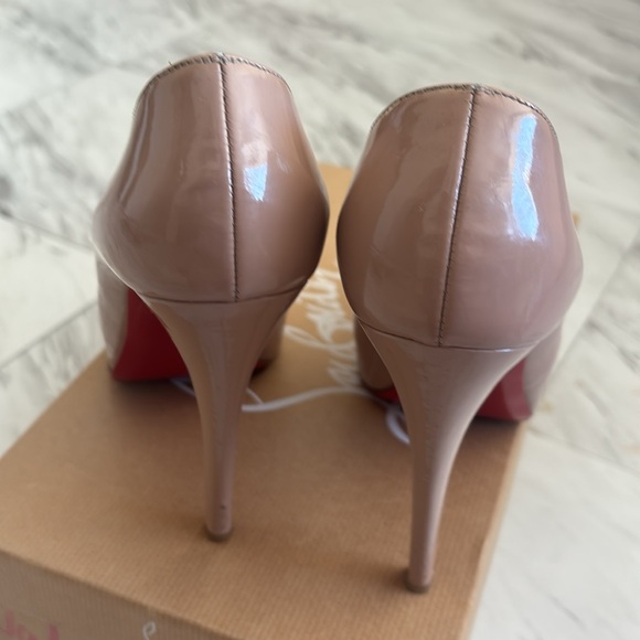 Authentic Nude Loubs❤️🤌🏼🔥 - Picture 7 of 12